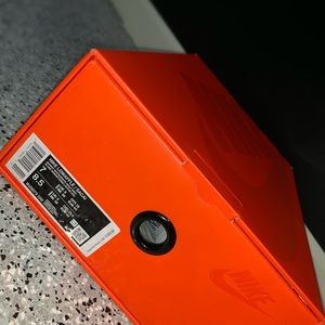 NIKE LDV’s WAFFLES